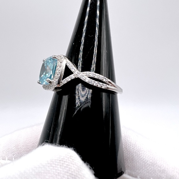 .925 Sterling Silver Aquamarine Cz Ring - Picture 3 of 17